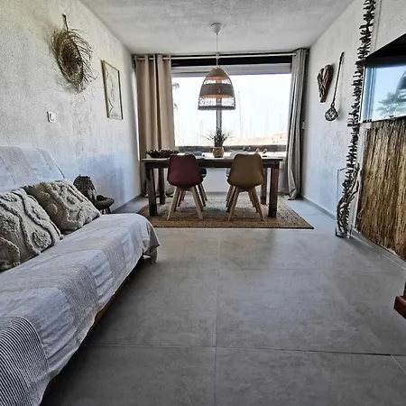 Karukera - 2 Pieces 4 Couchages Port Leucate. Ref: 5kar_37b2 Mae-6974 * لوسات